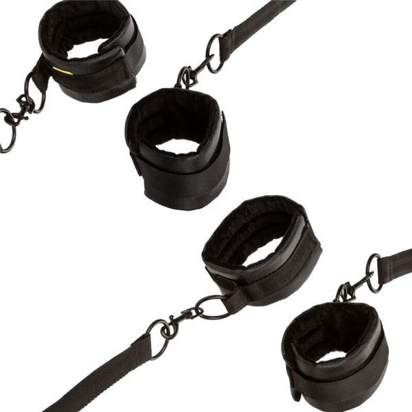 BOUNDLESS RED RESTRAINT