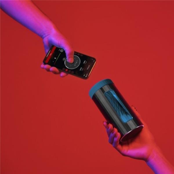 F1S V3 MOŠKI MASTURBATOR RDEČ