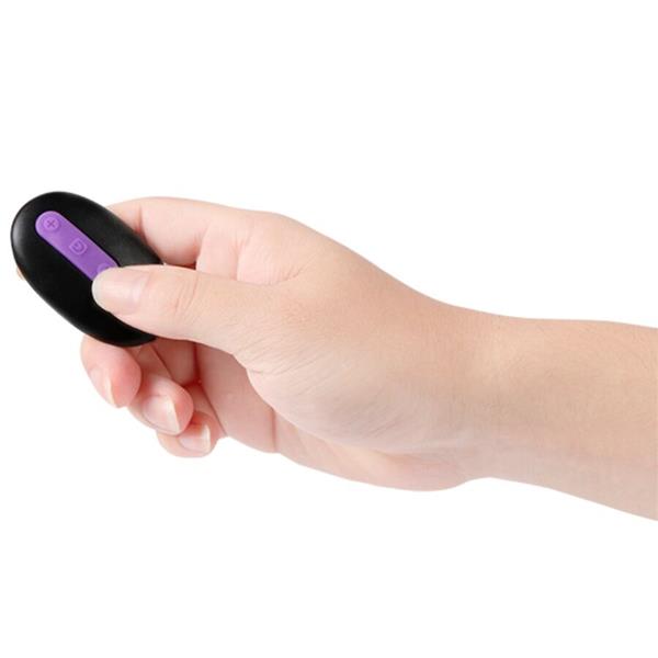 JULIAN DILDO IN STIMULATOR KLITORISA Z VIBRACIJO IN DALJINSKIM UPRAVLJALNIKOM 16 CM