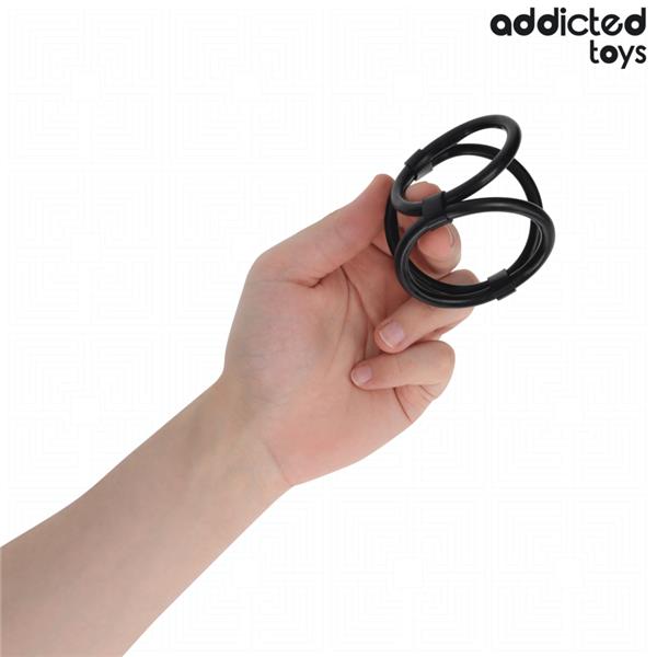 TRIPLE PENIS RING