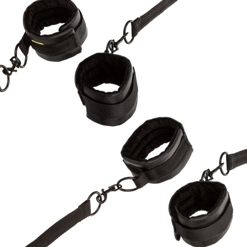 BOUNDLESS RED RESTRAINT