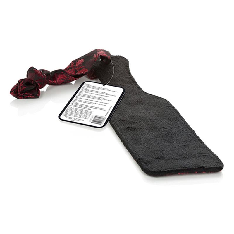 SCANDAL LOPATA Z ETIKETO