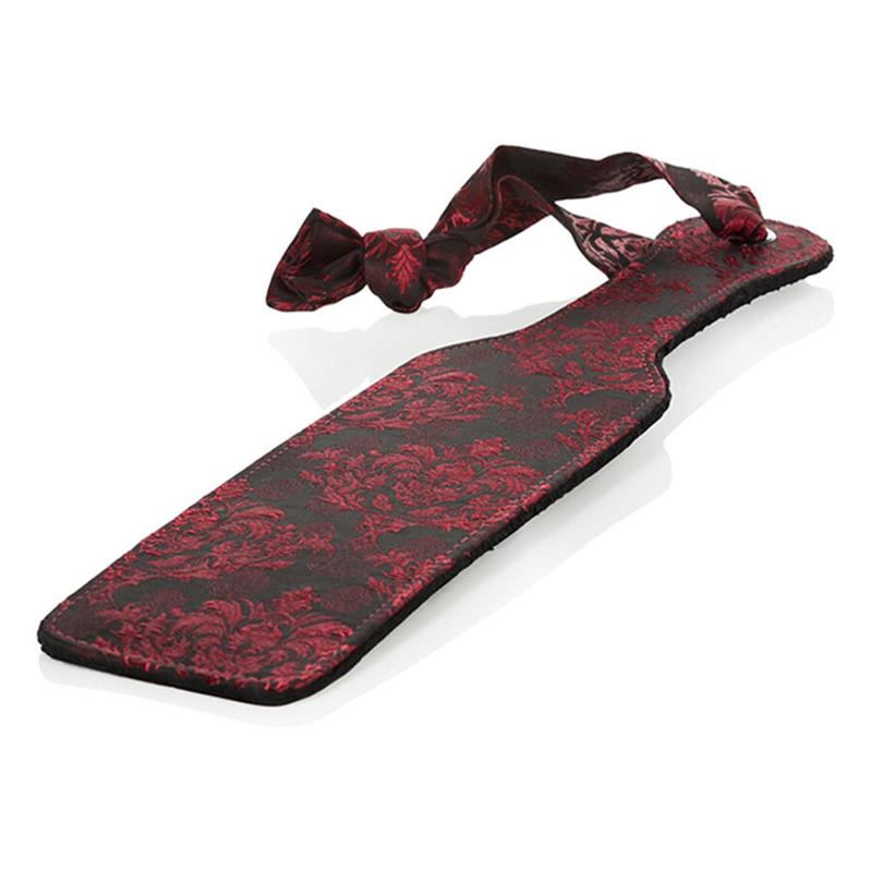 SCANDAL LOPATA Z ETIKETO