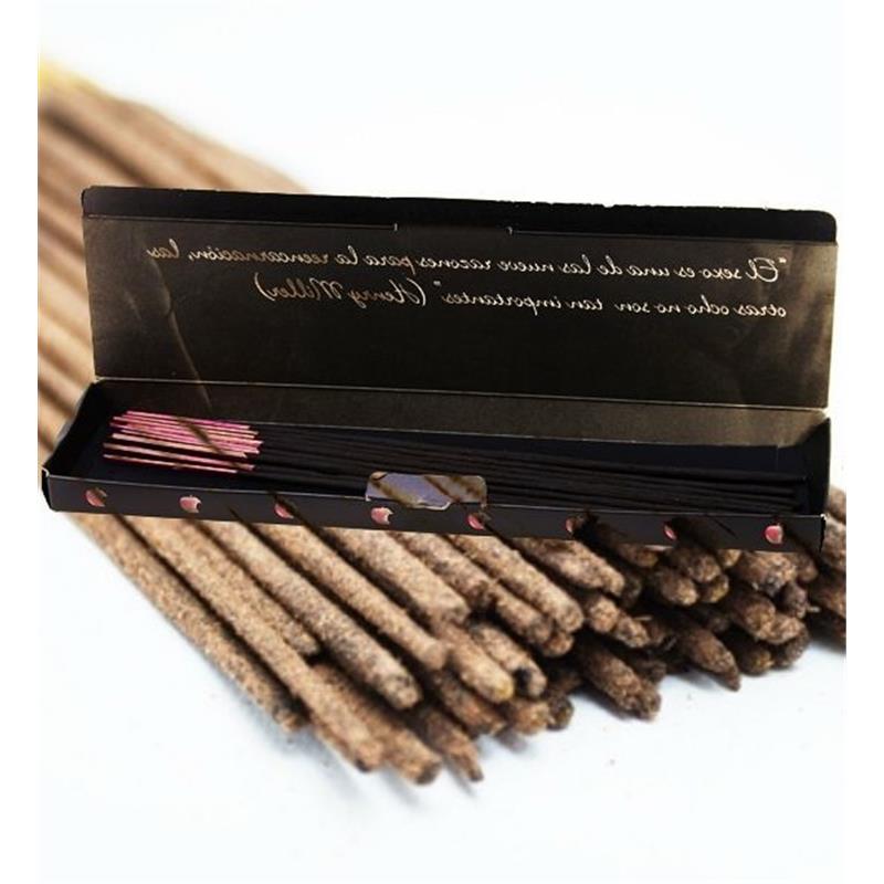 EROTIC INCENSE WITH MACADAMIA NUT PHEROMONES