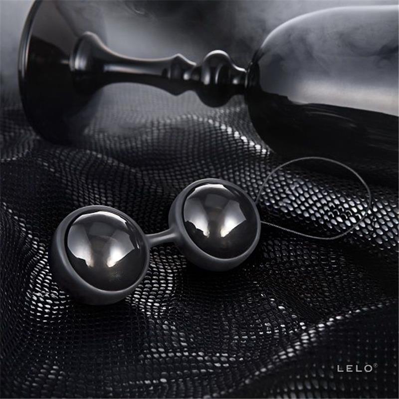 LUNA BEADS NOIR KEGEL BALLS