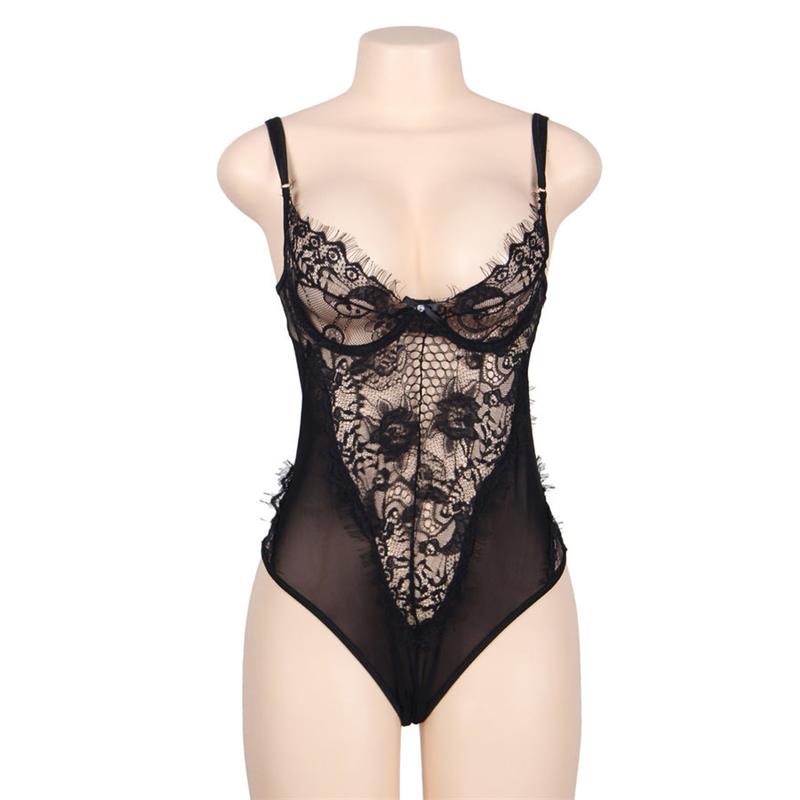 QUEEN PLUS FLORAL LACE AND FRINGED BLACK TEDDY