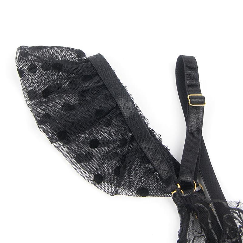 957483 ČIPKAST BRA IN PODVEZICA KOMPLET ČRNA S/M